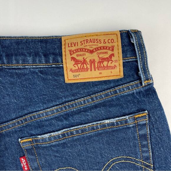 Levi's 501 Original Shorts - Charleston Cracked Blue - Picture 5 of 11